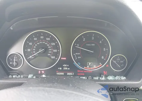 2018 BMW 328D xDrive z USA, uszkodzony, nr VIN WBA8J1C53JA019101